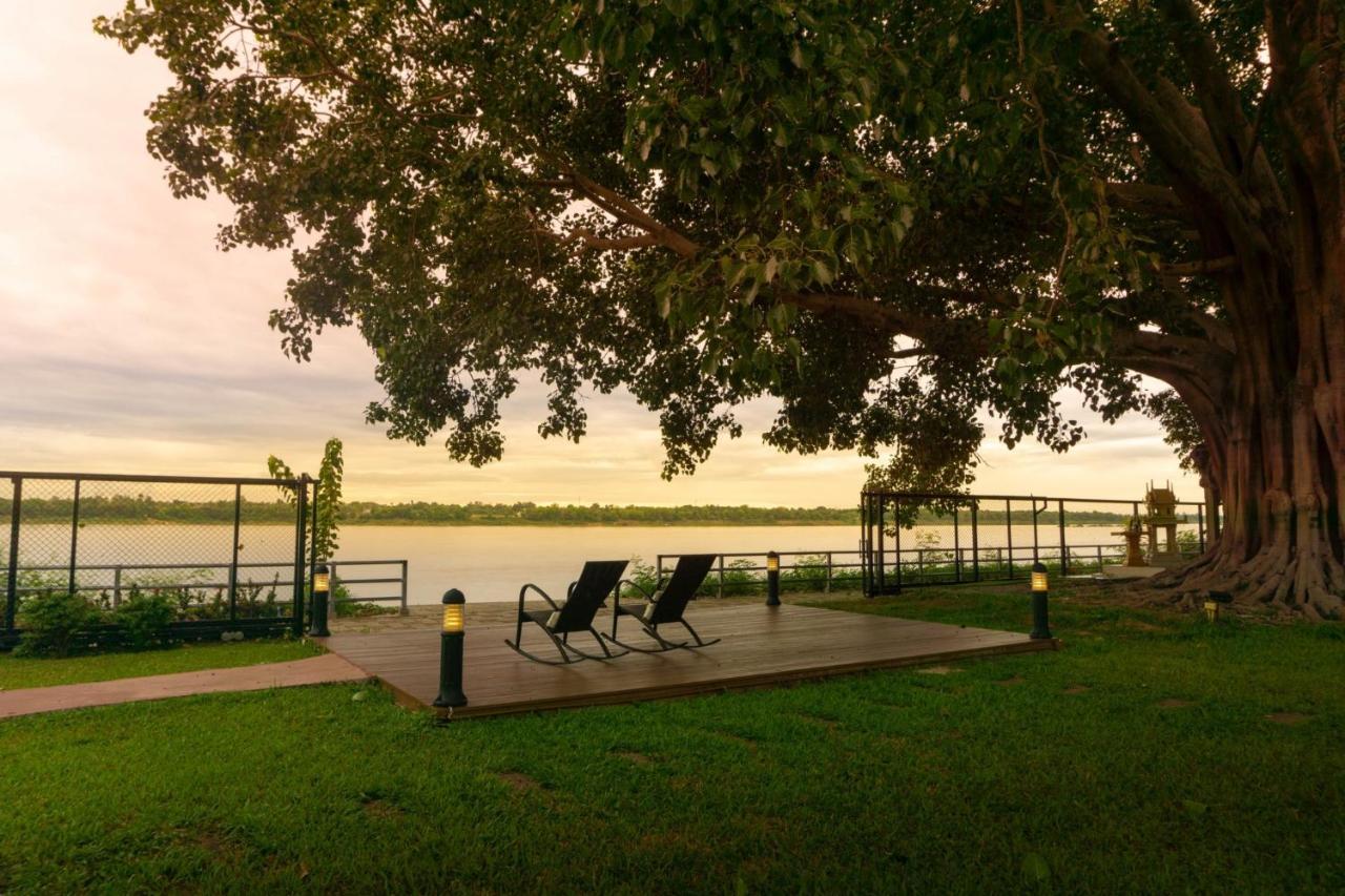 Bo Tree Cottage On The River Mukdahan Esterno foto