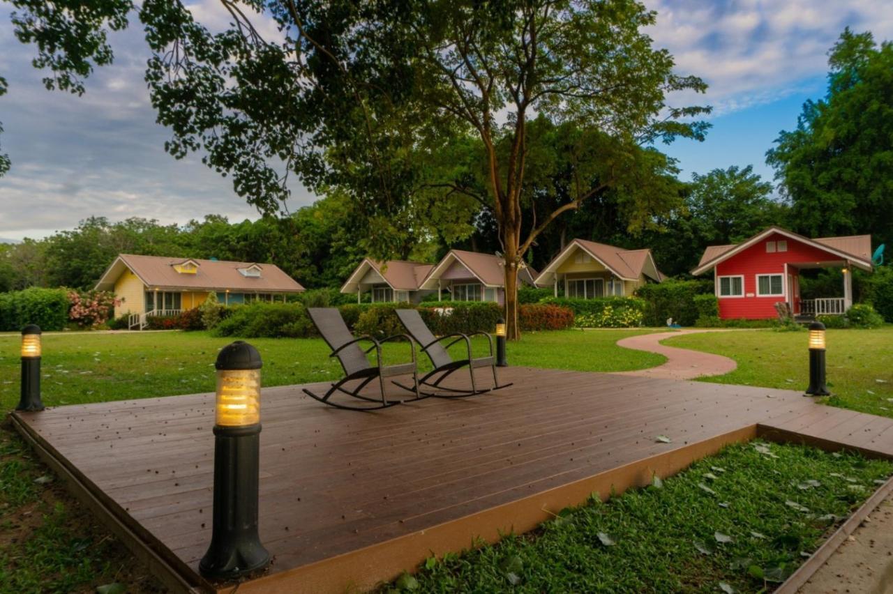 Bo Tree Cottage On The River Mukdahan Esterno foto