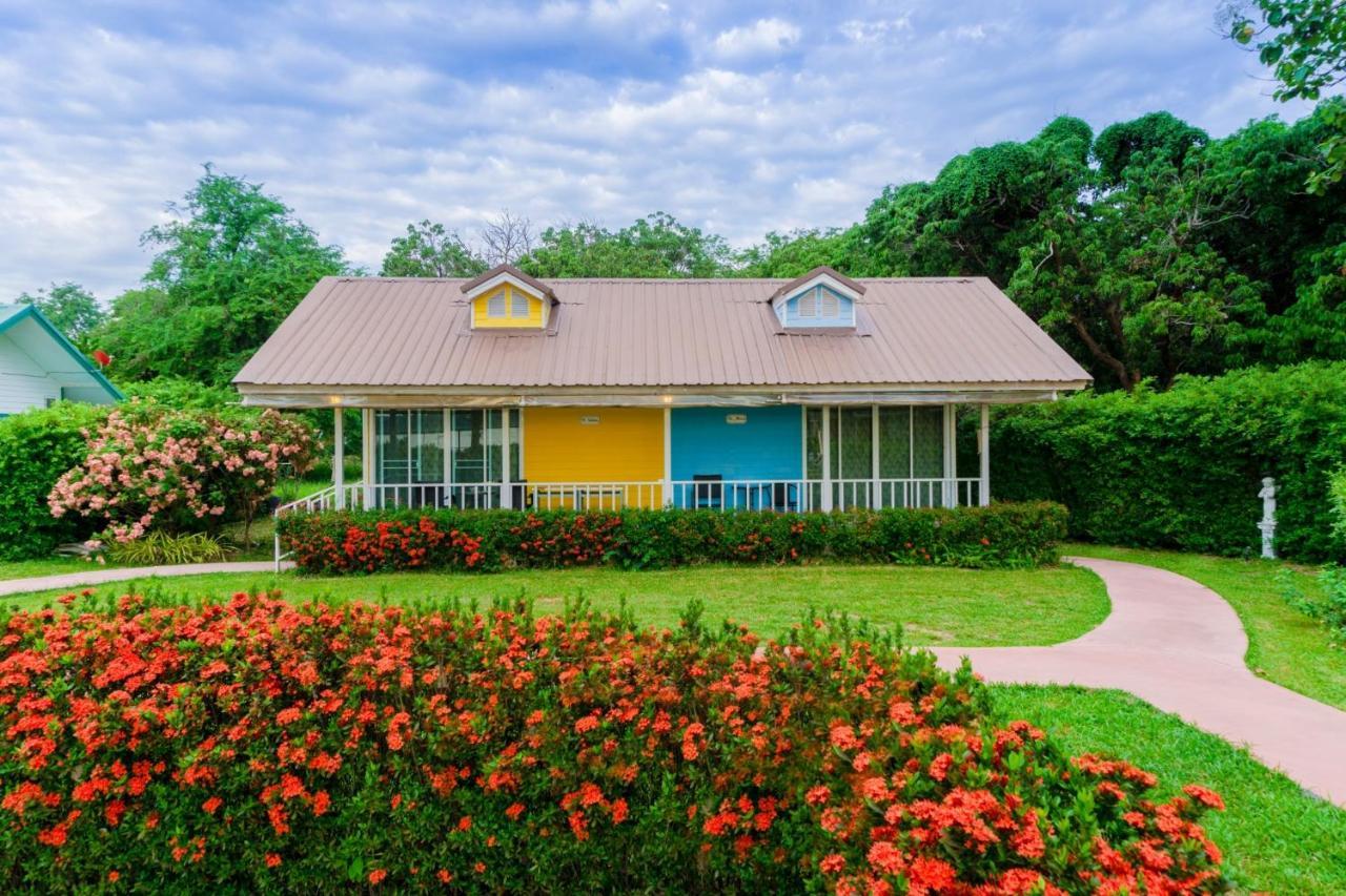 Bo Tree Cottage On The River Mukdahan Esterno foto