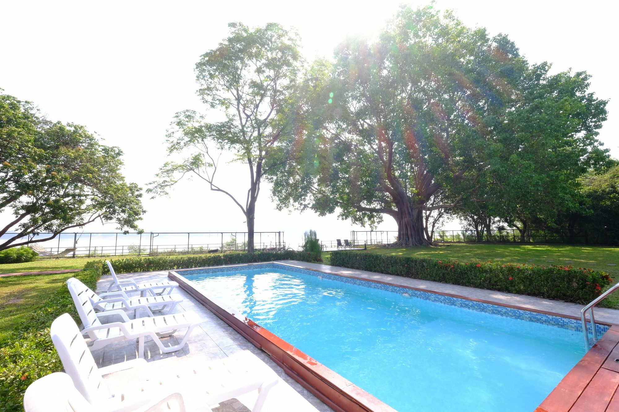 Bo Tree Cottage On The River Mukdahan Esterno foto